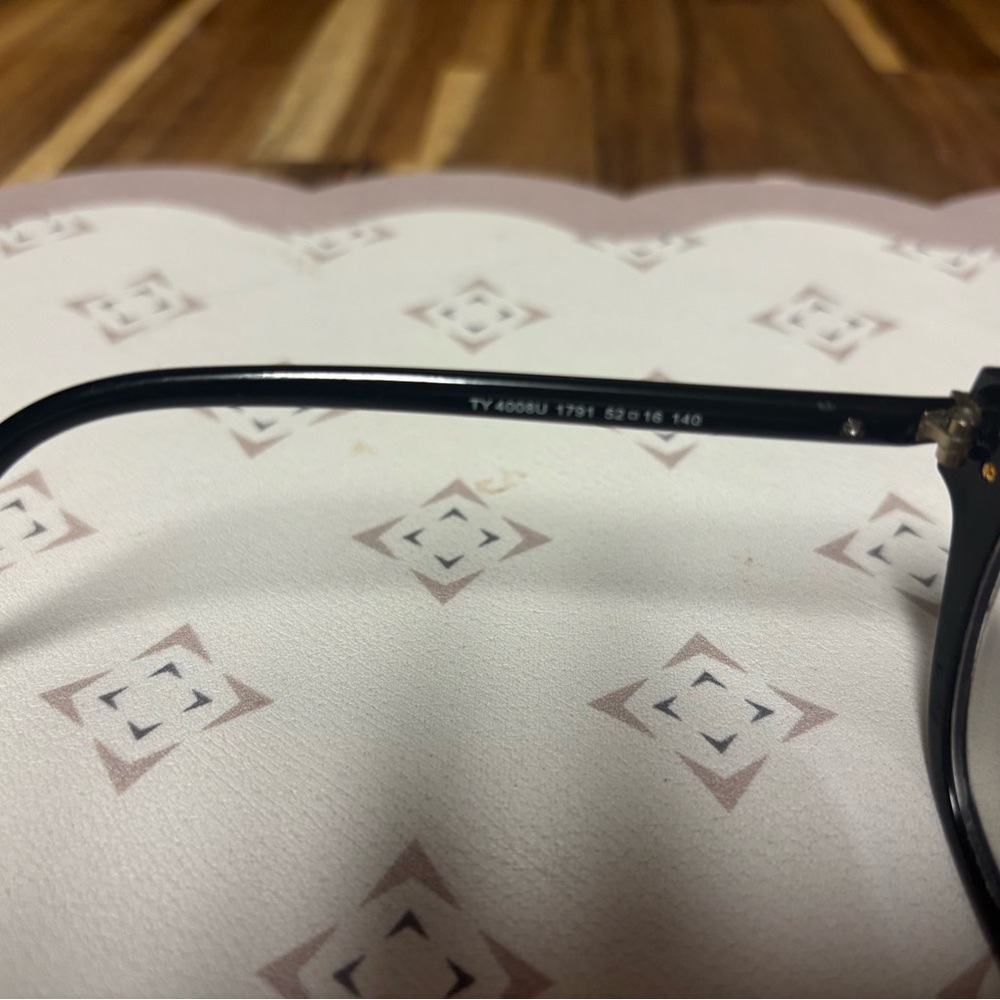 Michael Kors & Tory Burch prescription glasses - Picture 4 of 5